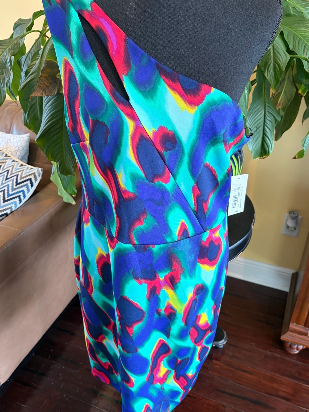 NWT! Bold Elements Abstract Print One-Shoulder Dress - Large. - Picture 2 of 10